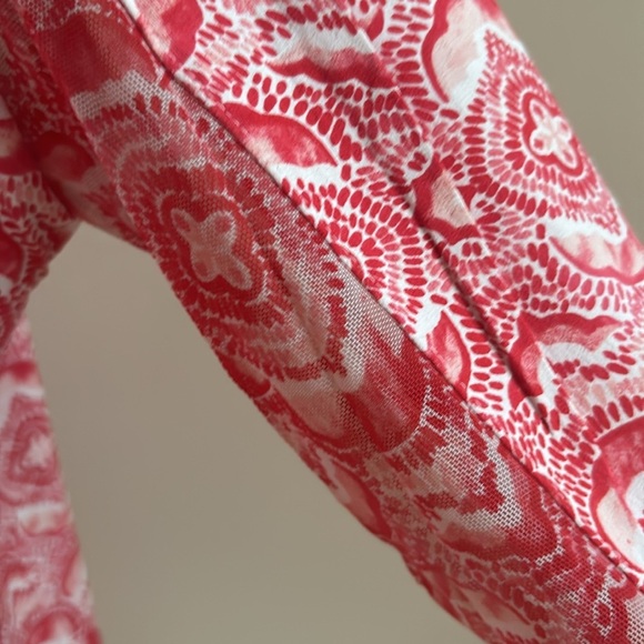 IBKUL Geometric Design Long Sleeve UPF50+ Top - Picture 3 of 6